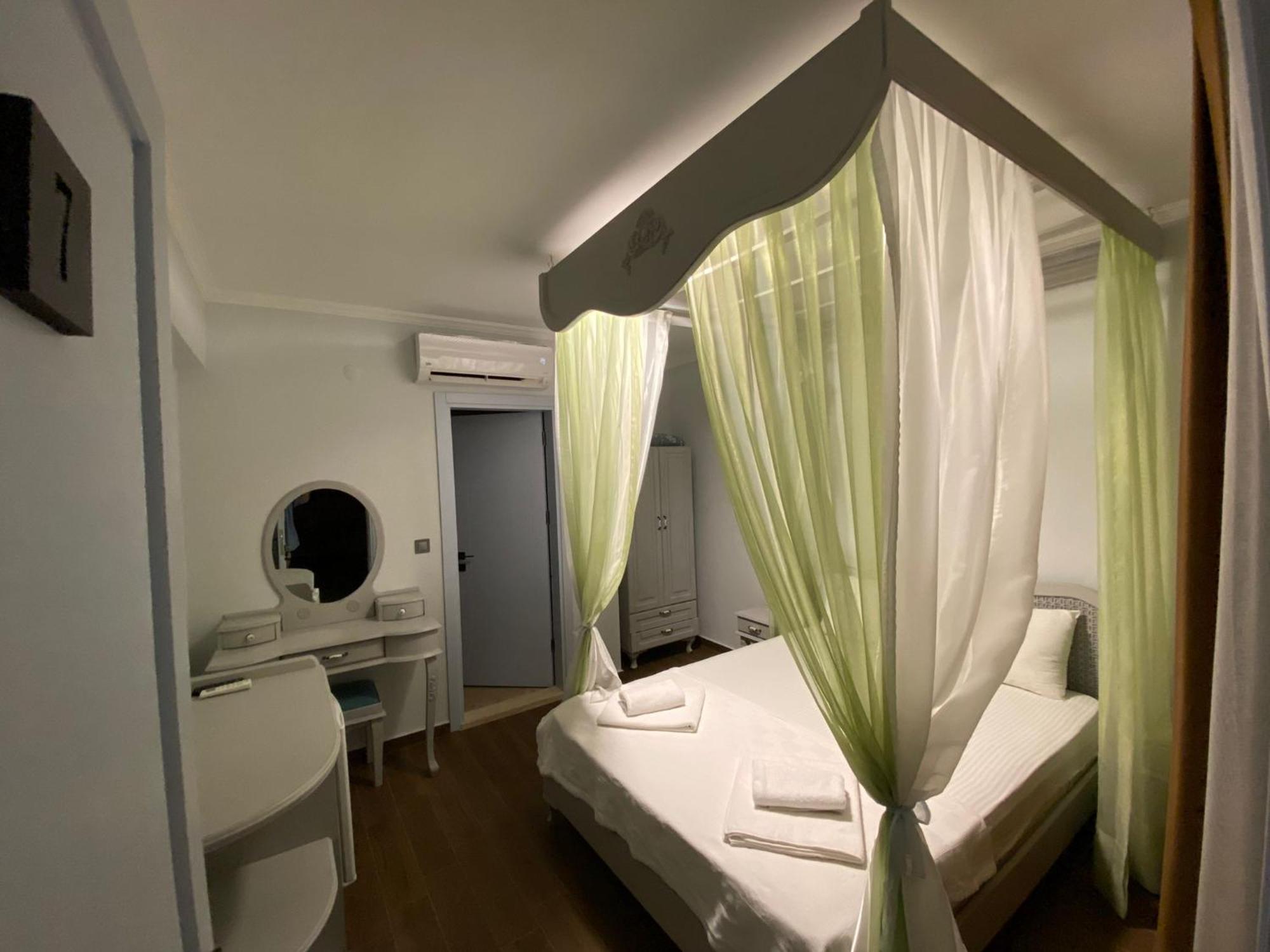 Mara Koeyici Bed and Breakfast Çeşme Buitenkant foto
